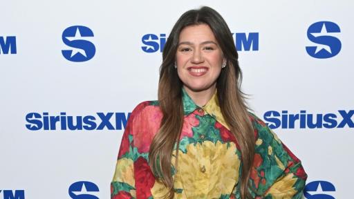 Five Things Kelly Clarkson Has Admitted To Lying About