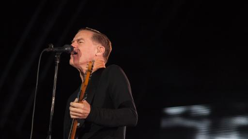 Music legend Bryan Adams to rock the Gold Coast