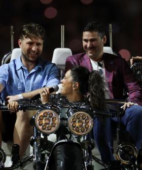 You’ll never walk alone: Amy Shark leads grand final tribute to Jai Arrow and Nathan Charles.