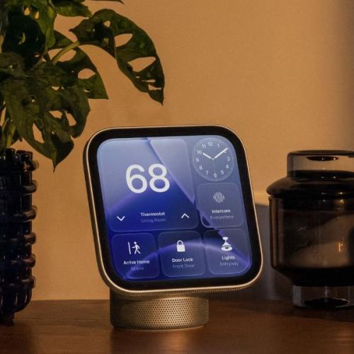 Apple’s New HomeView: A Beautiful Smart Screen, But Do You Actually Need It?
